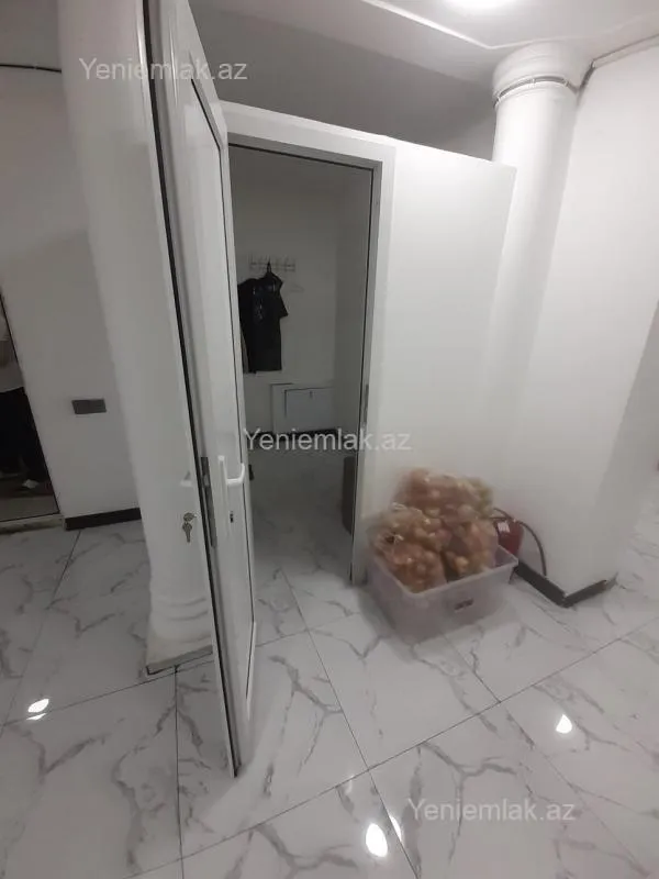 Satılır 6 otaqlı obyekt 200 m²