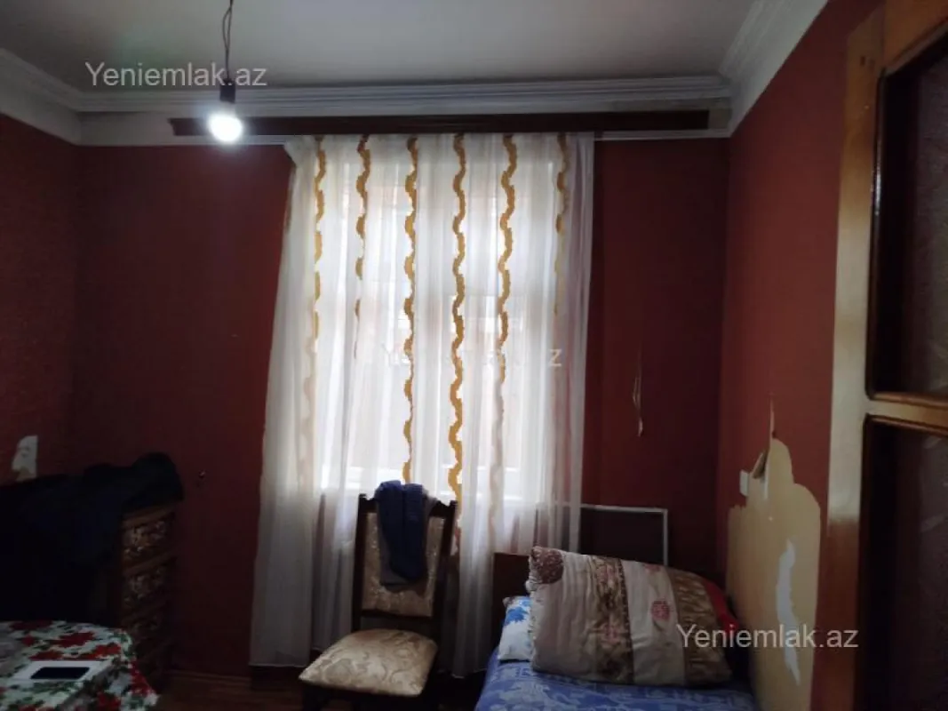 Satılır 5 otaqlı həyət evi 130 m²