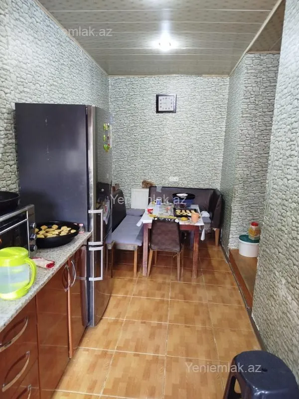 Satılır 5 otaqlı həyət evi 130 m²