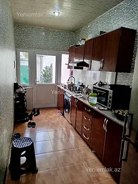 Satılır 5 otaqlı həyət evi 130 m²