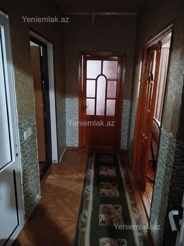 Satılır 5 otaqlı həyət evi 130 m²