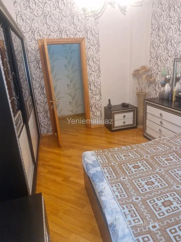 Satılır 2 otaqlı yeni tikili 100 m²