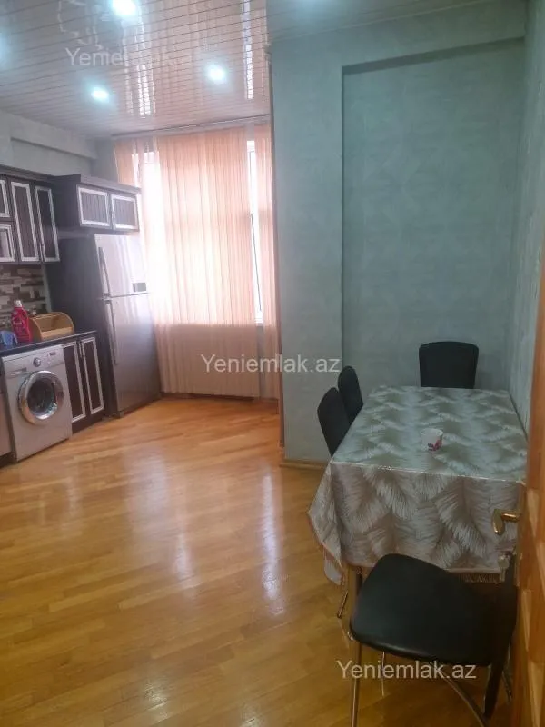 Satılır 2 otaqlı yeni tikili 100 m²