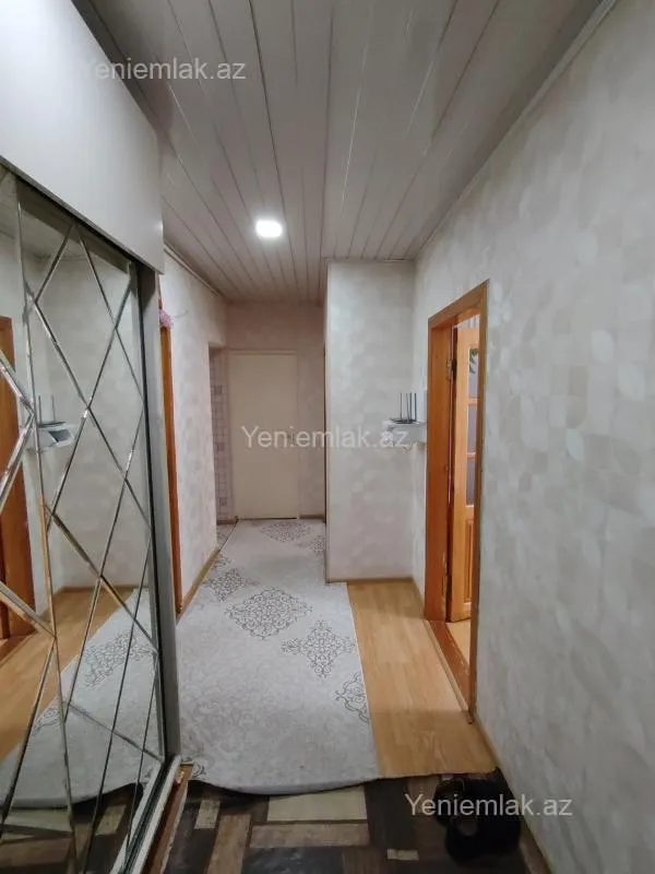 Satılır 3 otaqlı köhnə tikili 70 m²