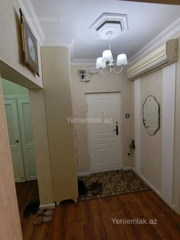 Satılır 3 otaqlı köhnə tikili 72 m²