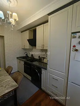 Satılır 3 otaqlı köhnə tikili 72 m²