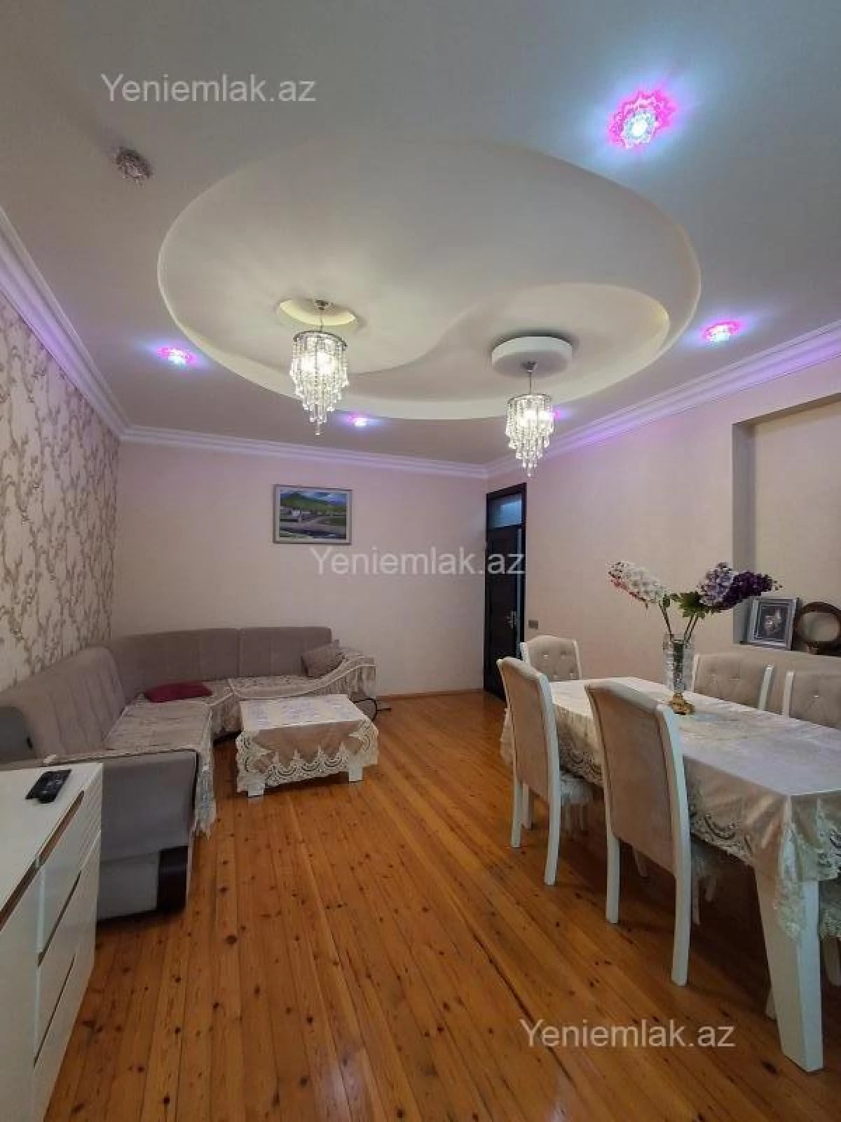 Satılır 5 otaqlı həyət evi 220 m²