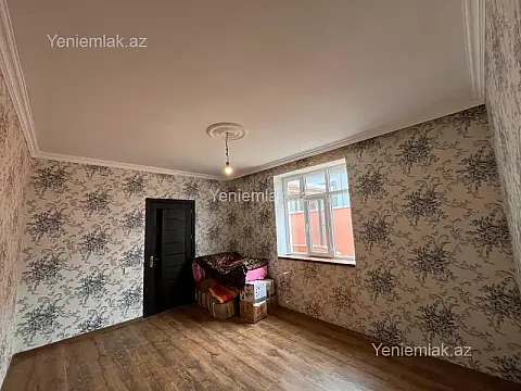 Satılır 5 otaqlı həyət evi 100 m²