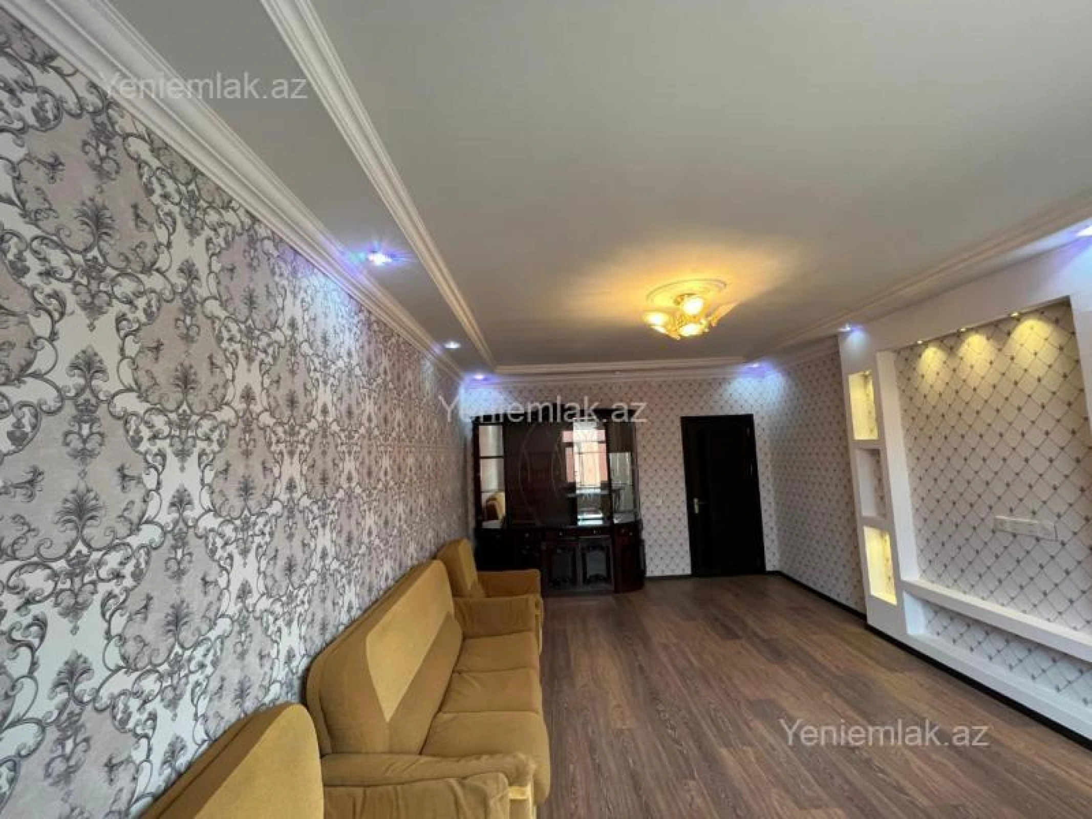 Satılır 5 otaqlı həyət evi 100 m²