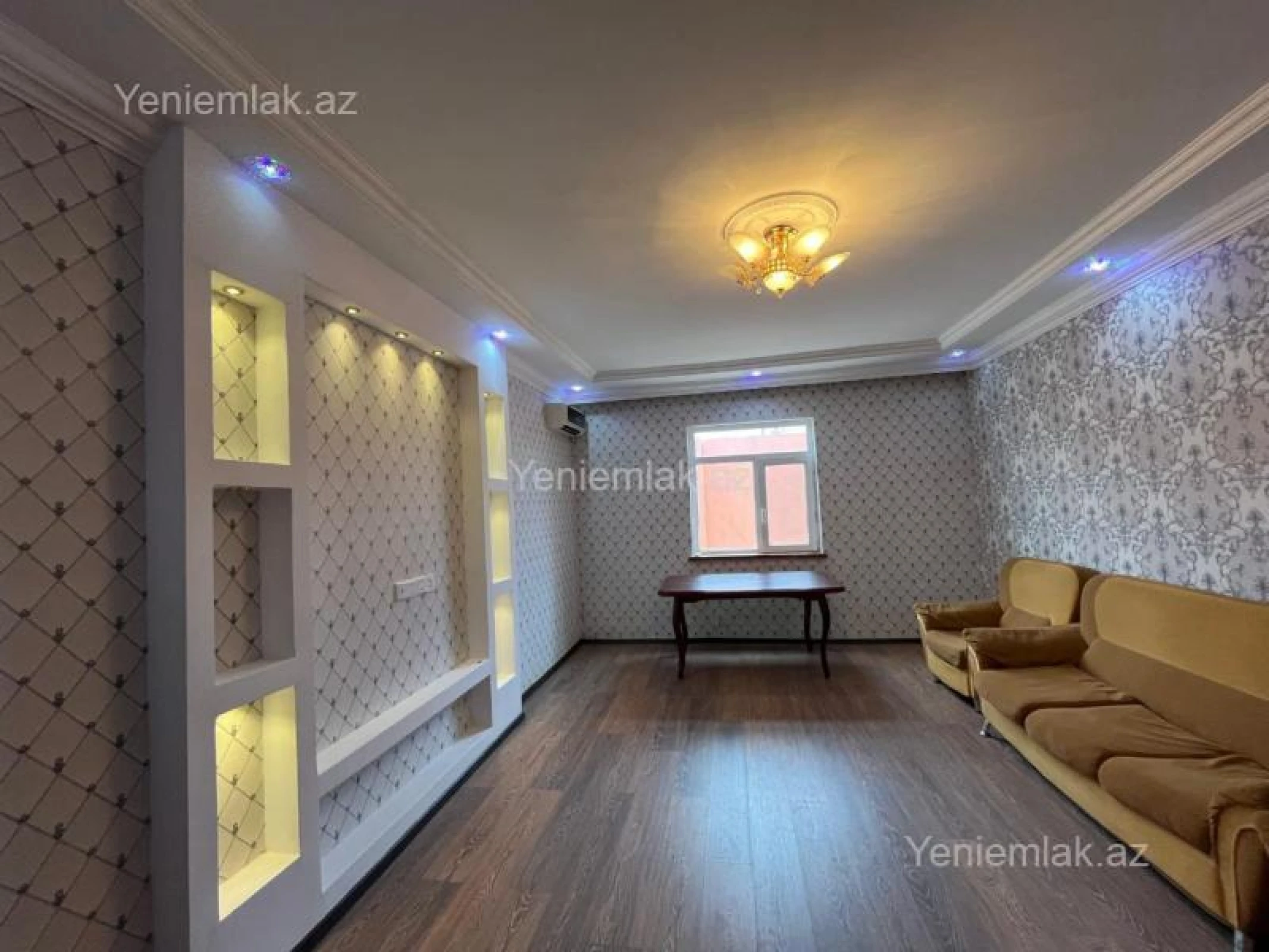 Satılır 5 otaqlı həyət evi 100 m²