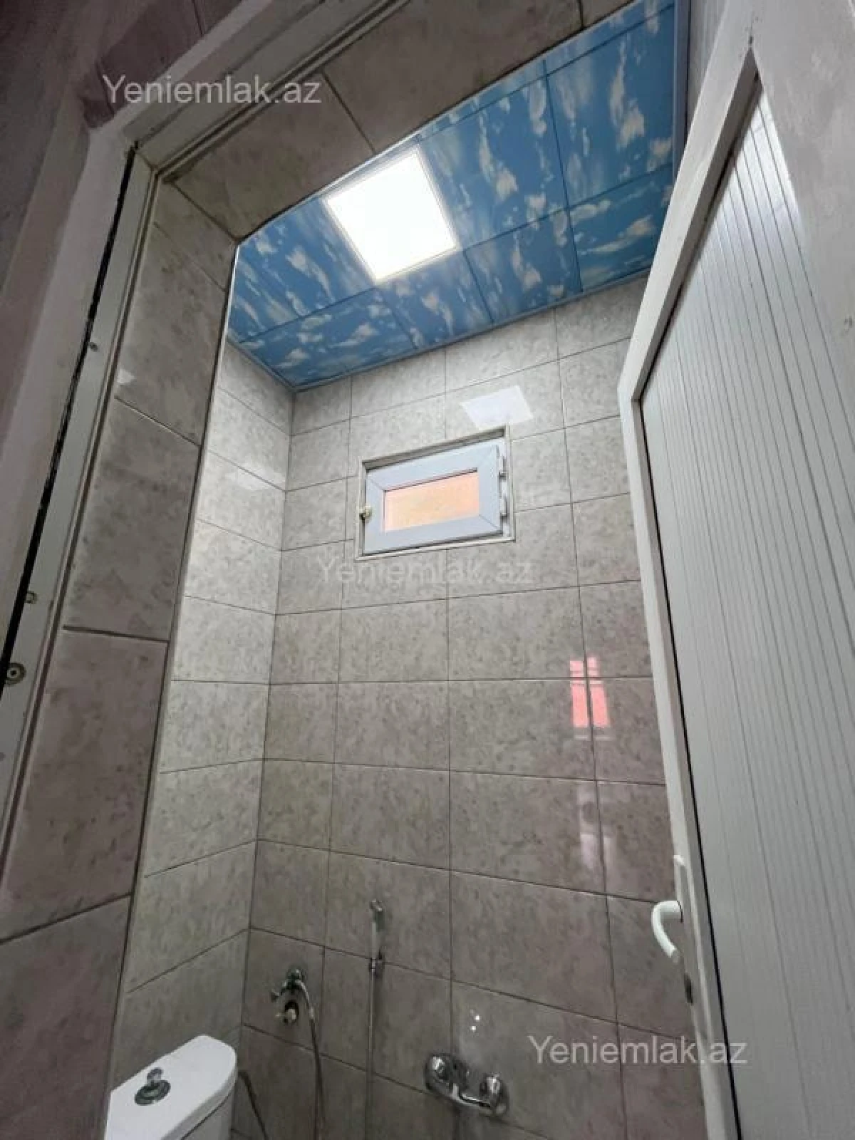 Satılır 5 otaqlı həyət evi 100 m²