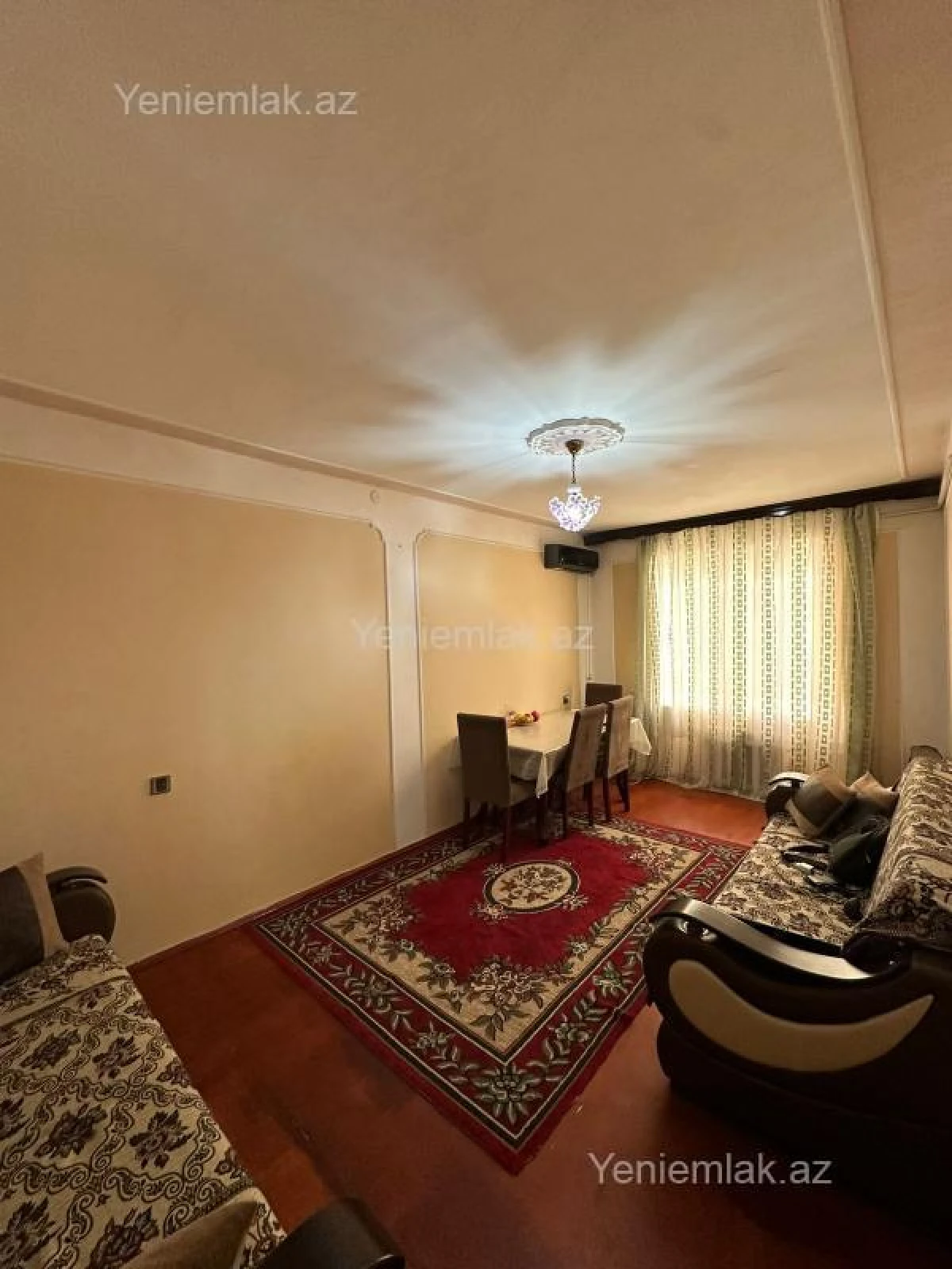 Satılır 2 otaqlı köhnə tikili 60 m²