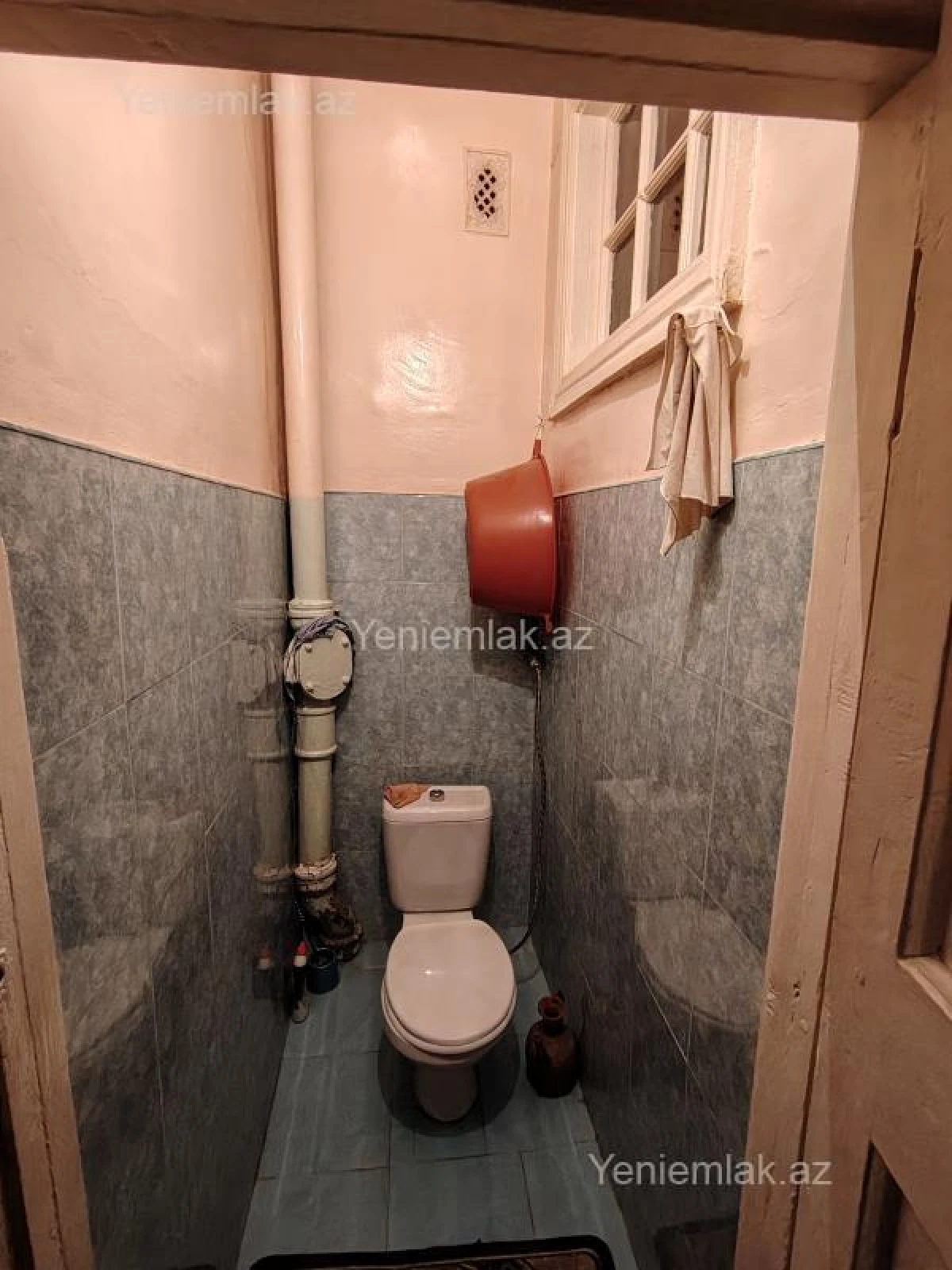 Satılır 2 otaqlı köhnə tikili 55 m²