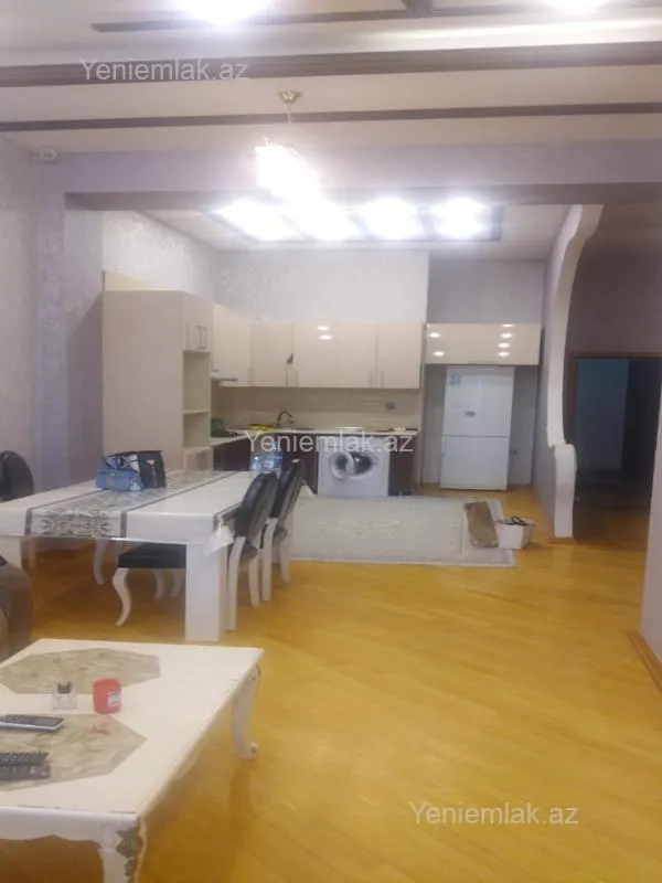 Satılır 3 otaqlı yeni tikili 100 m²