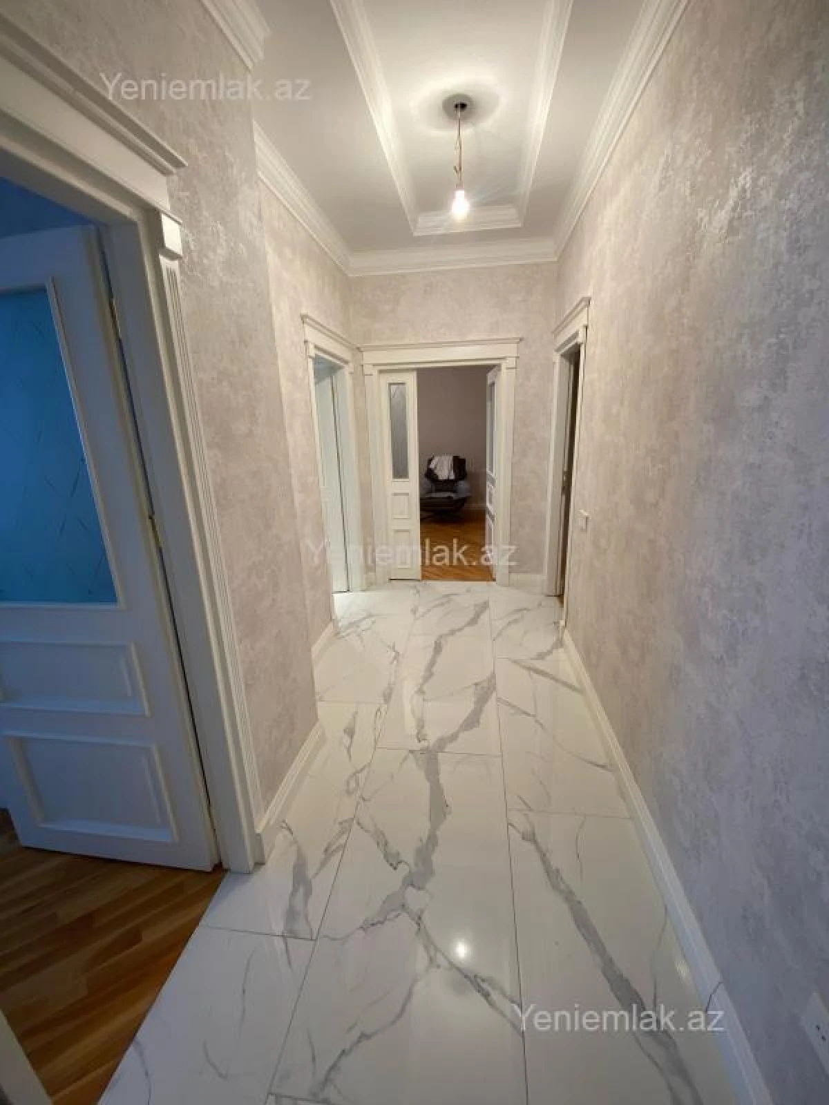 Satılır 3 otaqlı yeni tikili 110 m²