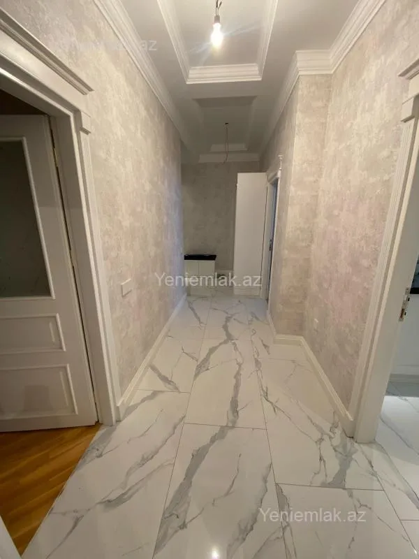 Satılır 3 otaqlı yeni tikili 110 m²