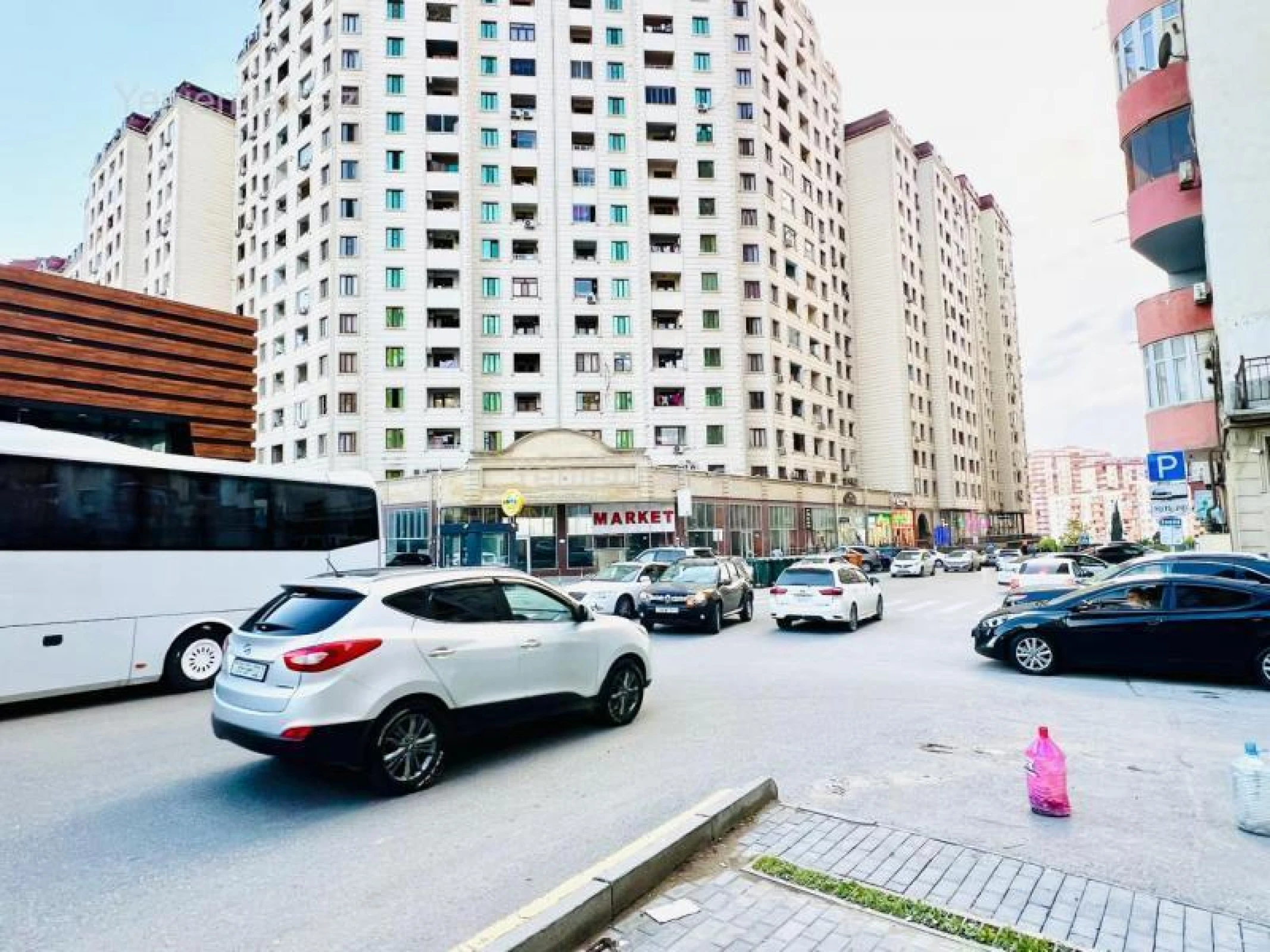Satılır 1 otaqlı obyekt 113 m²