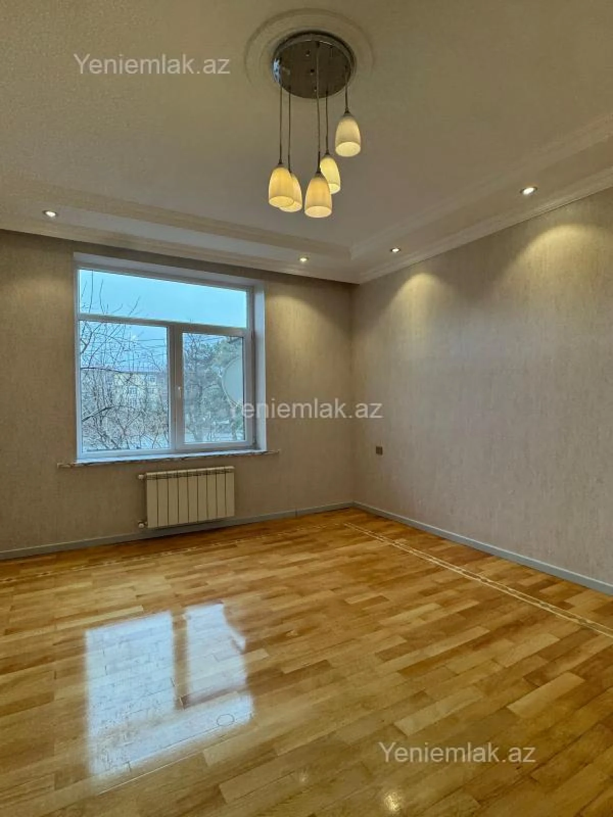 Satılır 3 otaqlı köhnə tikili 80 m²