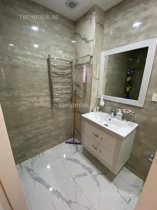 Satılır 3 otaqlı yeni tikili 118 m²