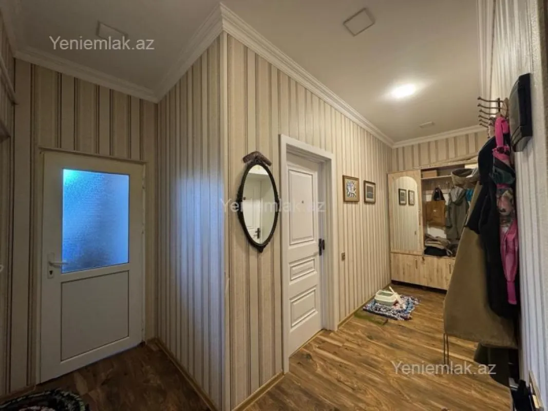 Satılır 2 otaqlı köhnə tikili 60 m²