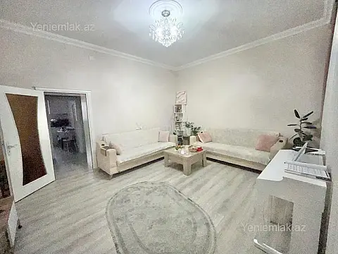 Satılır 3 otaqlı köhnə tikili 71 m²