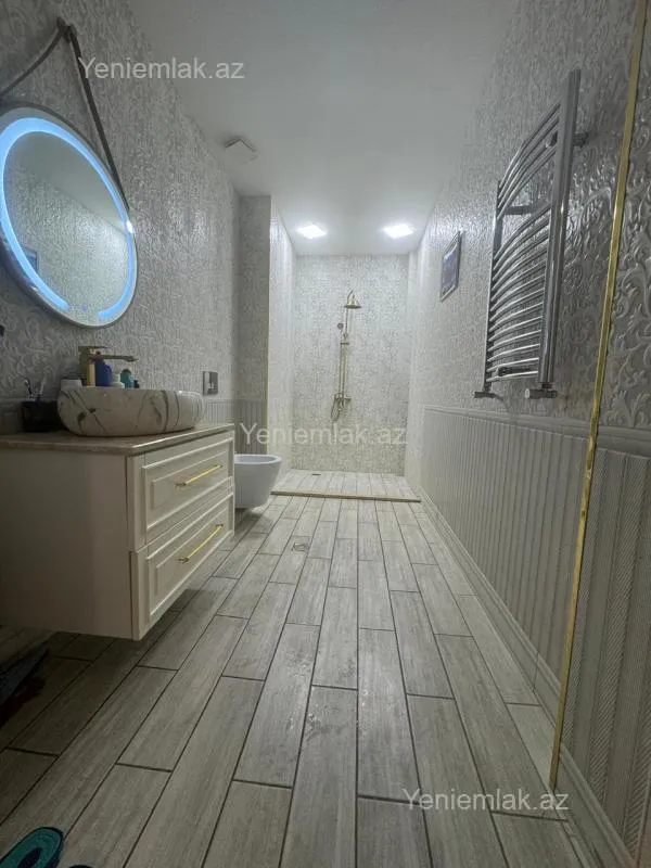 Satılır 3 otaqlı yeni tikili 100 m²