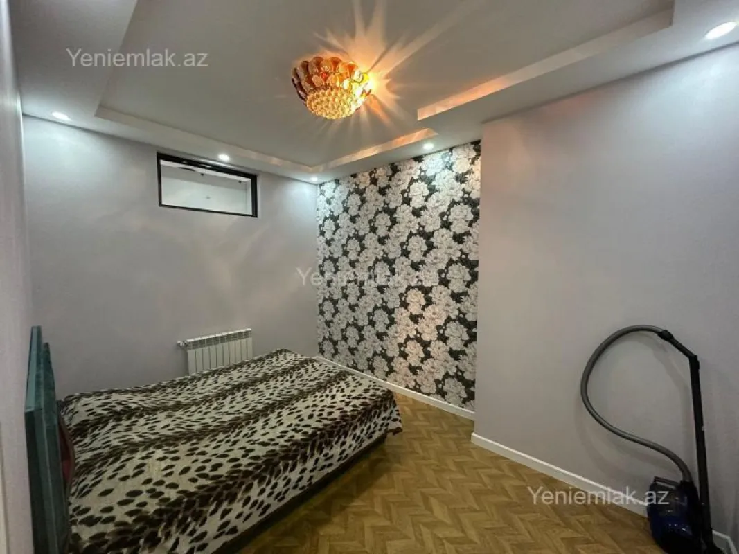 Satılır 3 otaqlı yeni tikili 100 m²