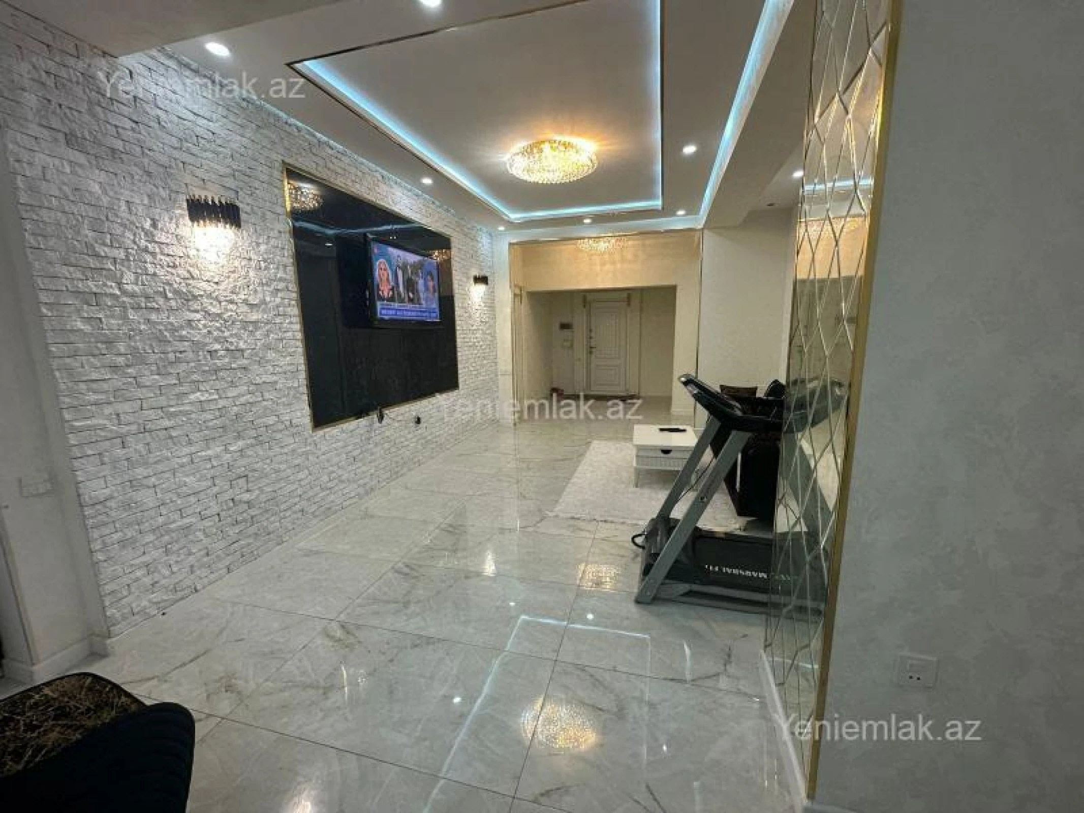 Satılır 3 otaqlı yeni tikili 100 m²