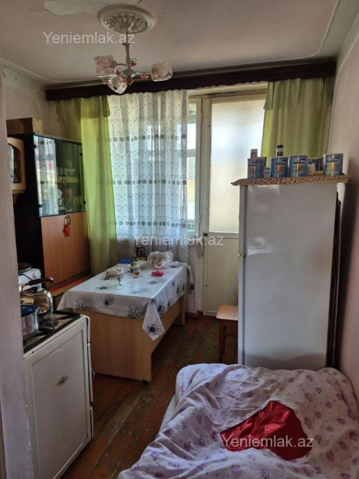 Satılır 3 otaqlı köhnə tikili 80 m²
