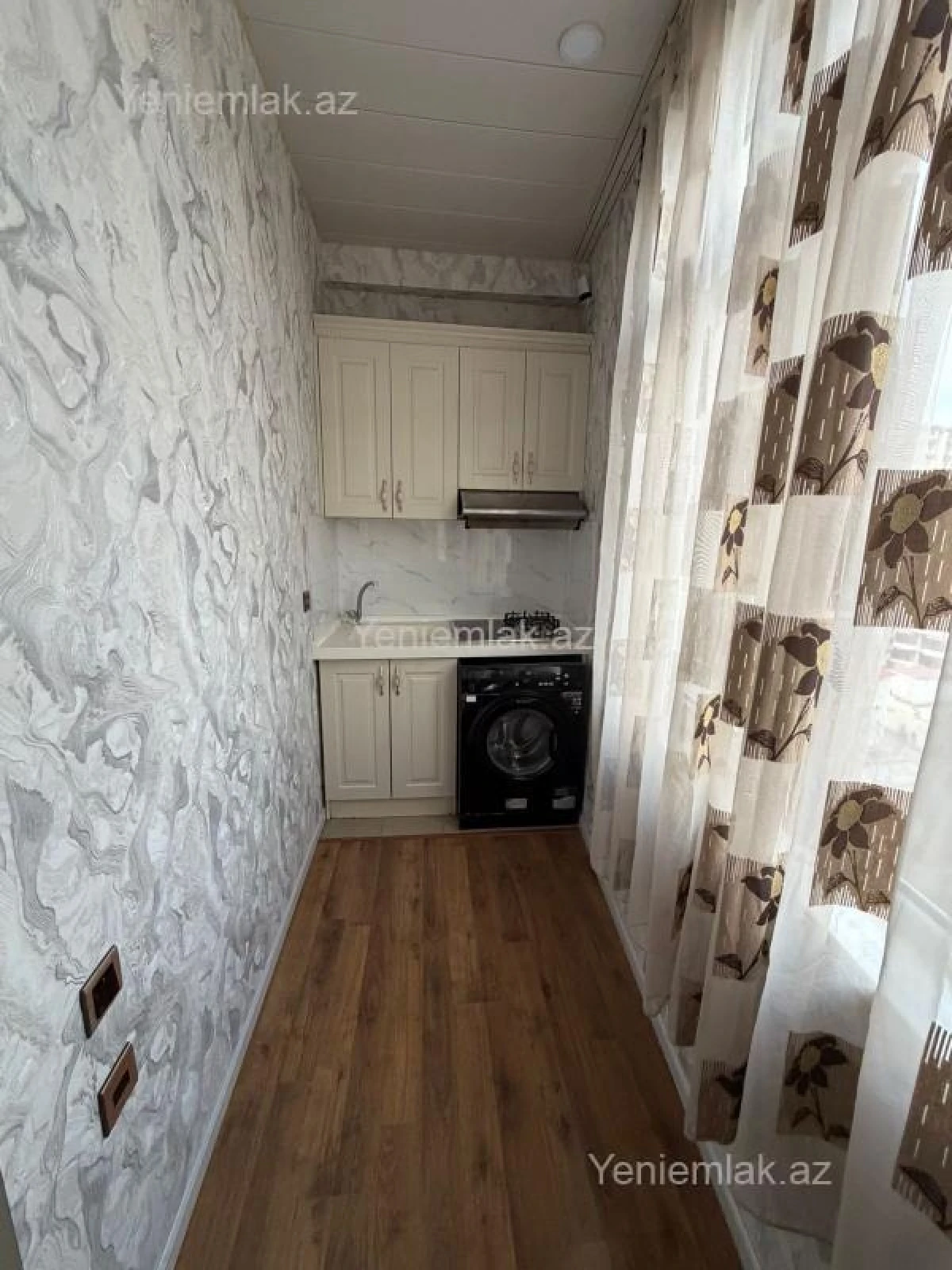 Satılır 2 otaqlı yeni tikili 75 m²