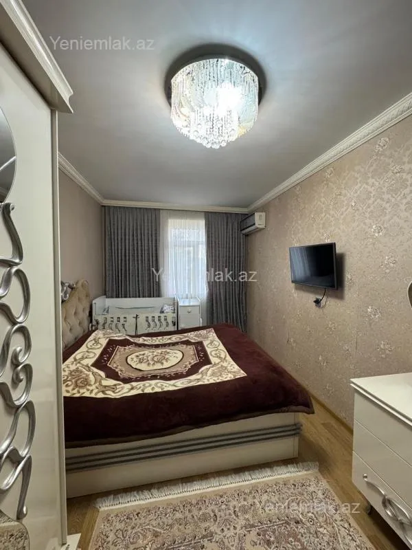 Satılır 3 otaqlı köhnə tikili 77 m²