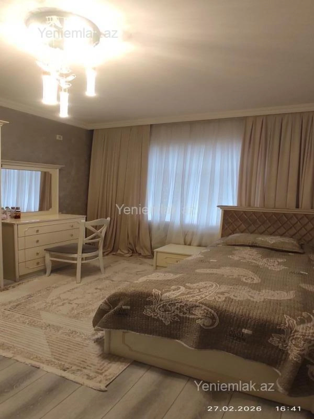 Satılır 4 otaqlı köhnə tikili 84 m²