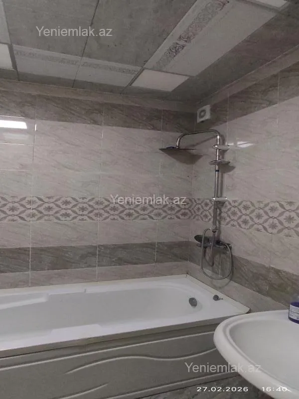 Satılır 4 otaqlı köhnə tikili 84 m²