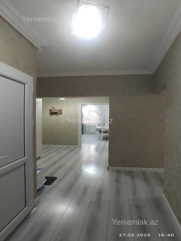 Satılır 4 otaqlı köhnə tikili 84 m²