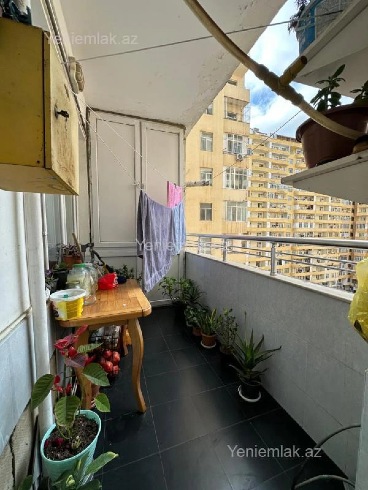 Satılır 3 otaqlı yeni tikili 90 m²