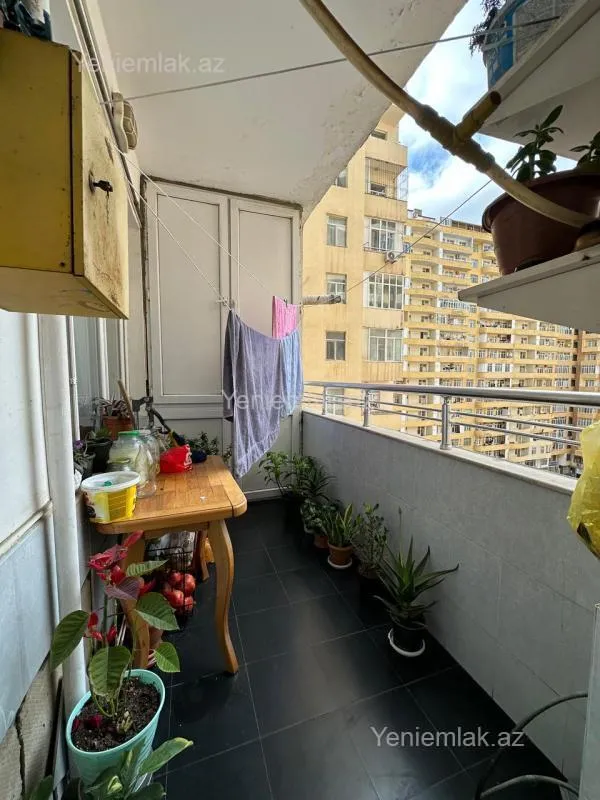 Satılır 3 otaqlı yeni tikili 90 m²