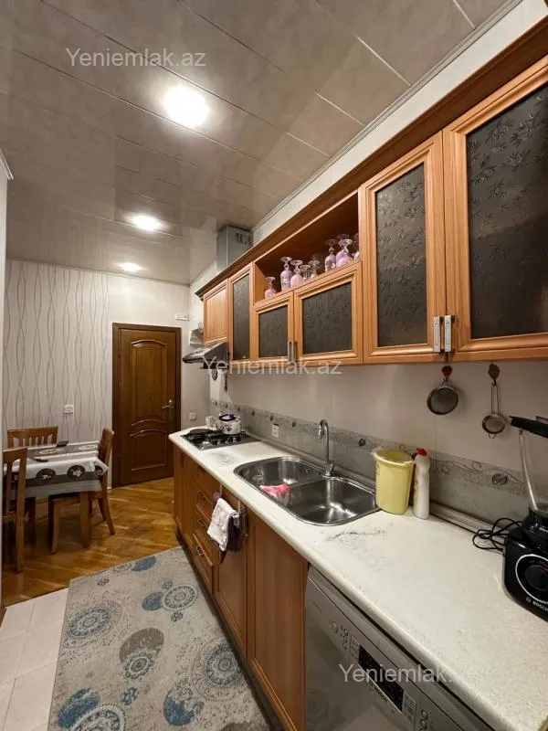 Satılır 3 otaqlı yeni tikili 90 m²