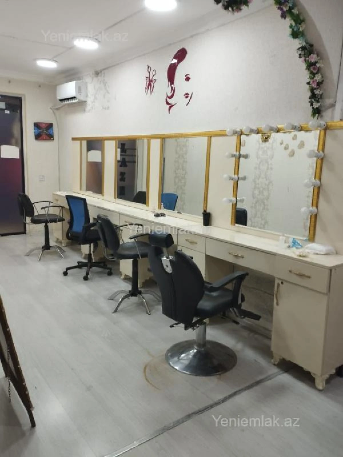 Satılır 1 otaqlı ofis 40 m²