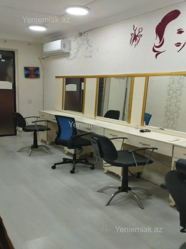 Satılır 1 otaqlı ofis 40 m²