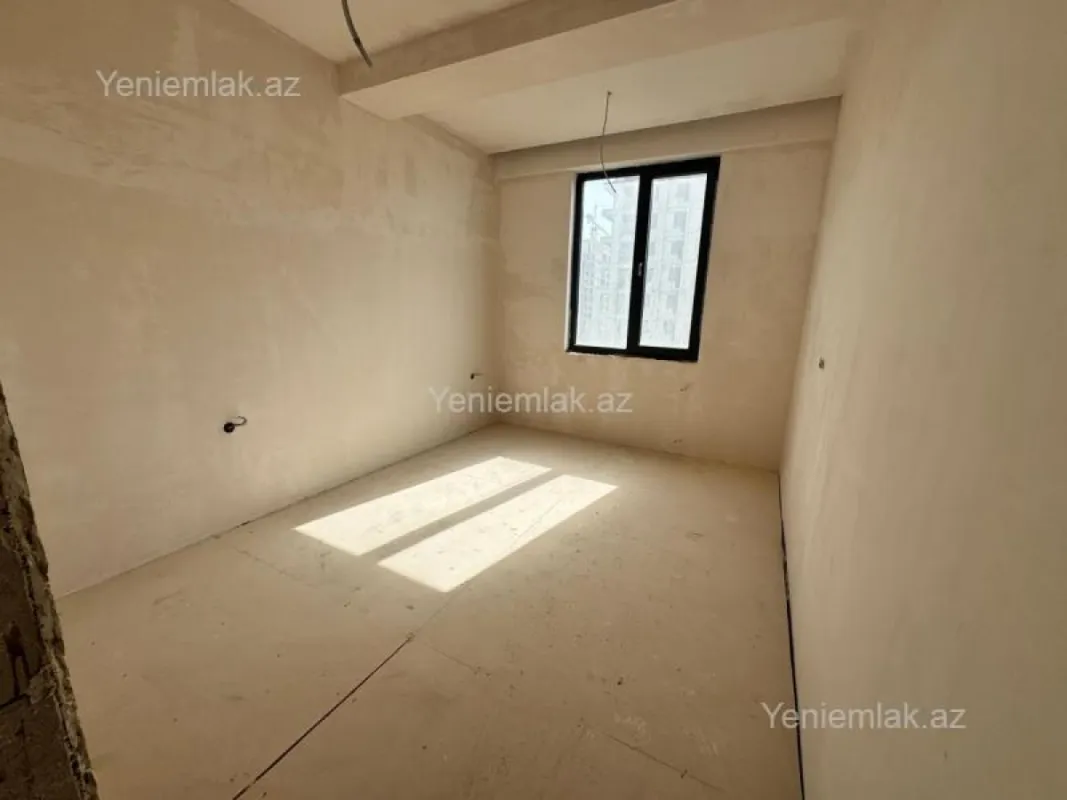 Satılır 3 otaqlı yeni tikili 77.7 m²