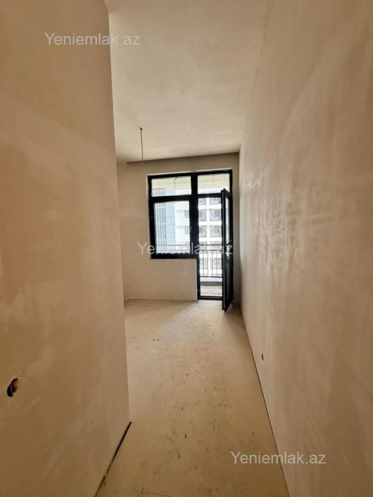 Satılır 3 otaqlı yeni tikili 77.7 m²