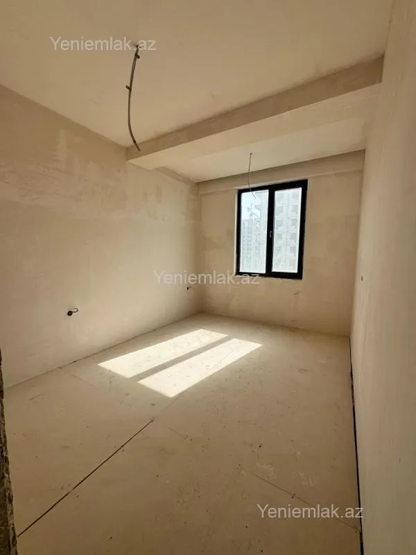 Satılır 3 otaqlı yeni tikili 77.7 m²
