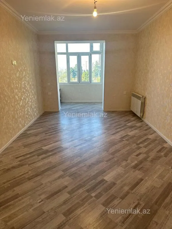 Satılır 2 otaqlı köhnə tikili 50 m²