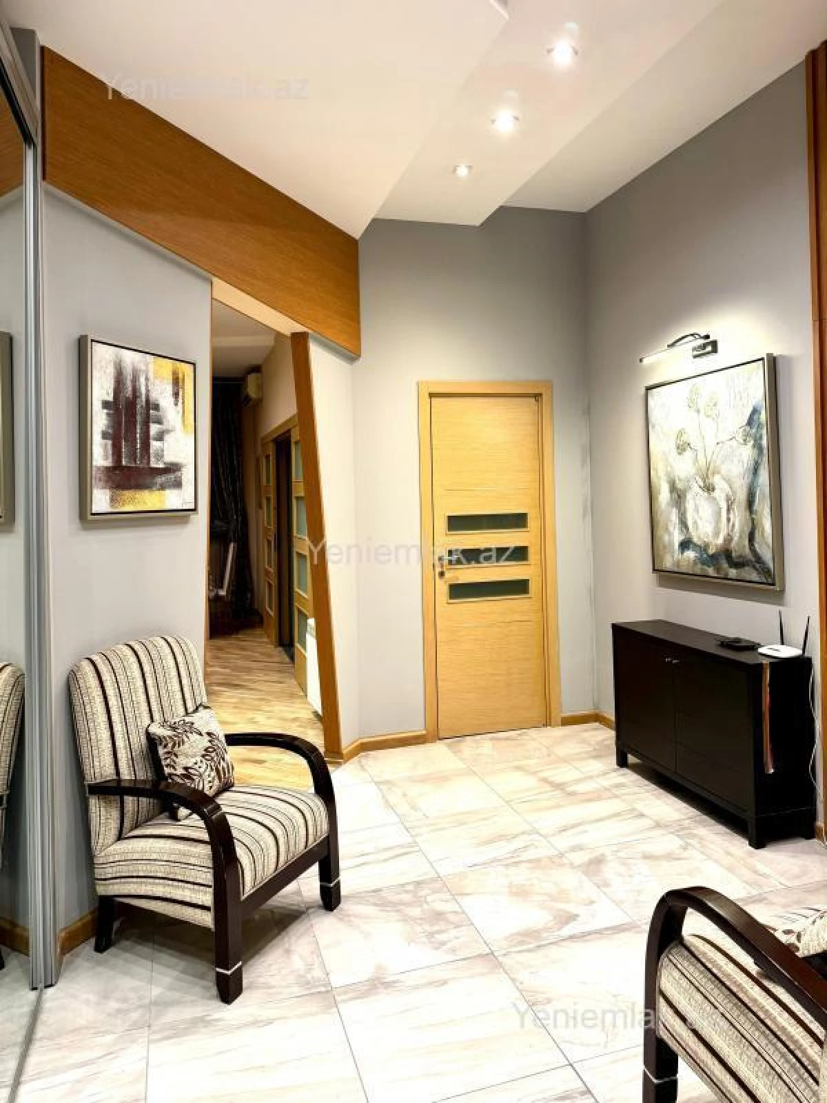 Satılır 3 otaqlı yeni tikili 140 m²