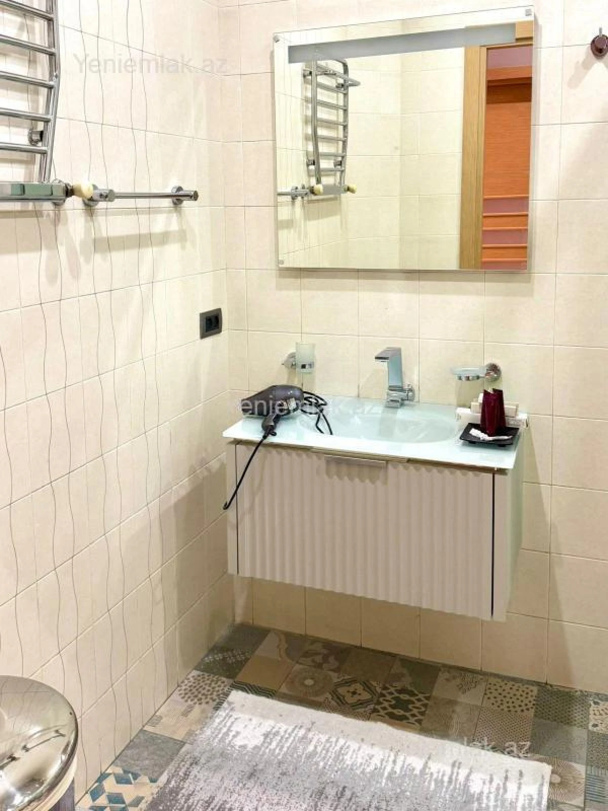 Satılır 3 otaqlı yeni tikili 140 m²