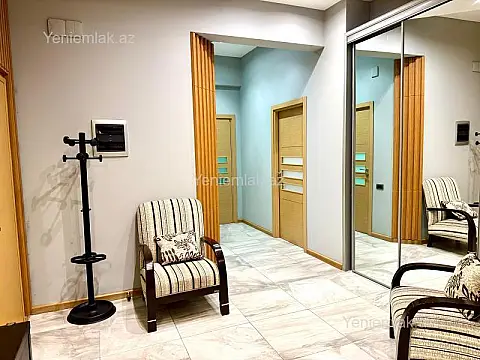 Satılır 3 otaqlı yeni tikili 140 m²