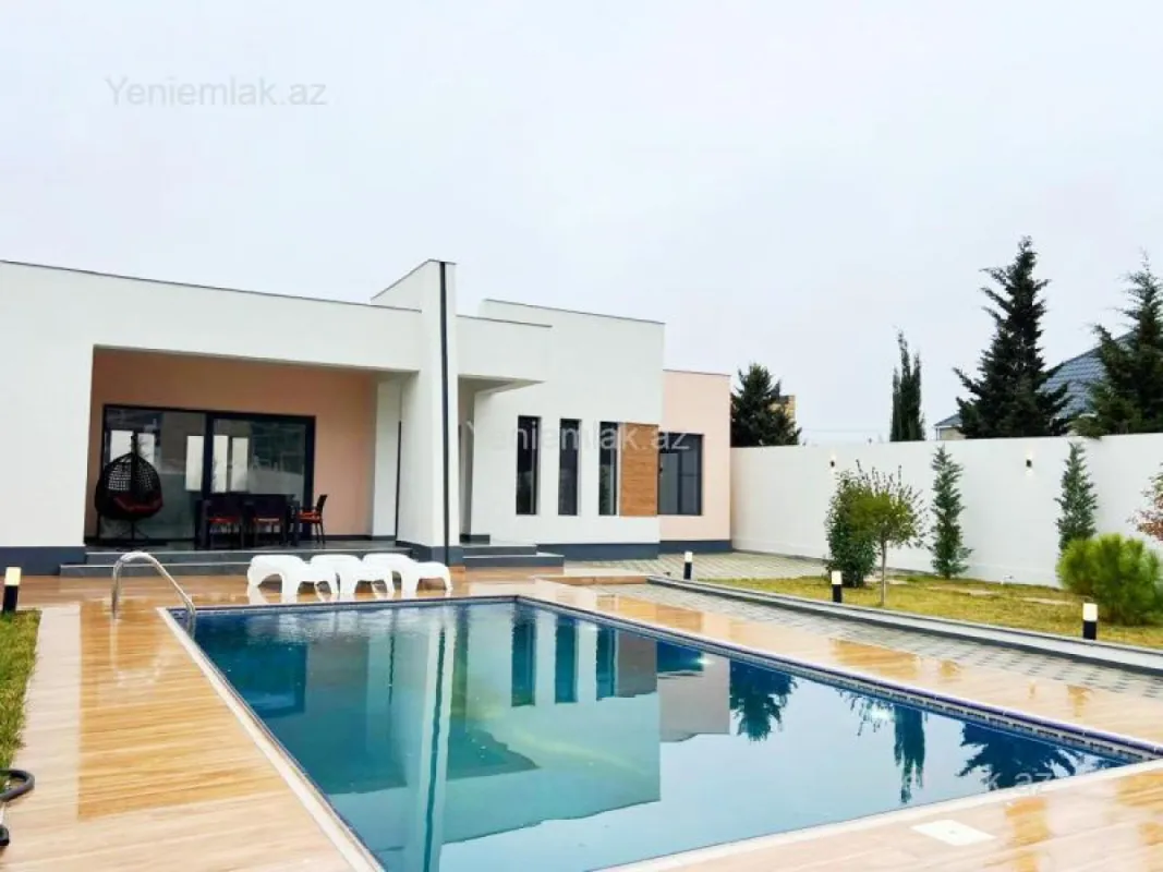 Satılır 4 otaqlı həyət evi 182 m²