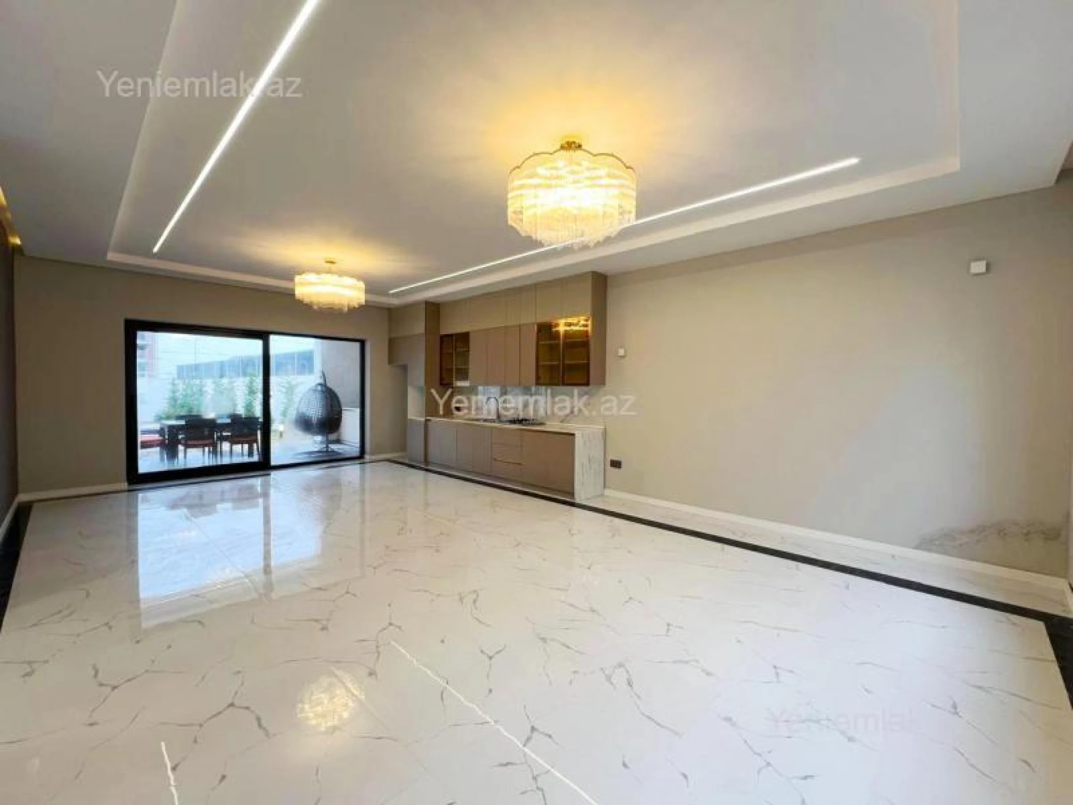 Satılır 4 otaqlı həyət evi 182 m²