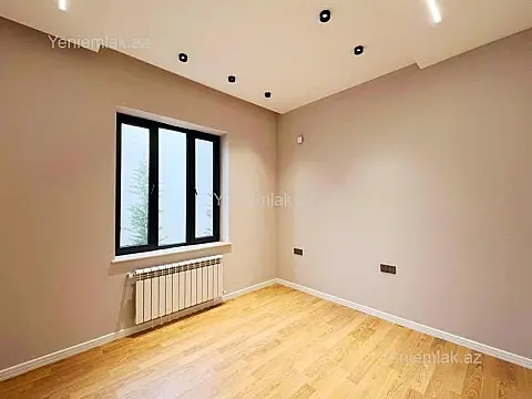 Satılır 4 otaqlı həyət evi 182 m²