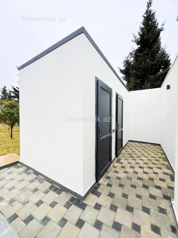 Satılır 4 otaqlı həyət evi 182 m²